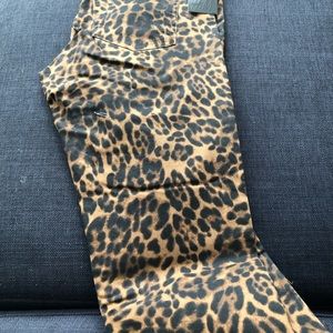 Women’s leopard print pant, stretch material